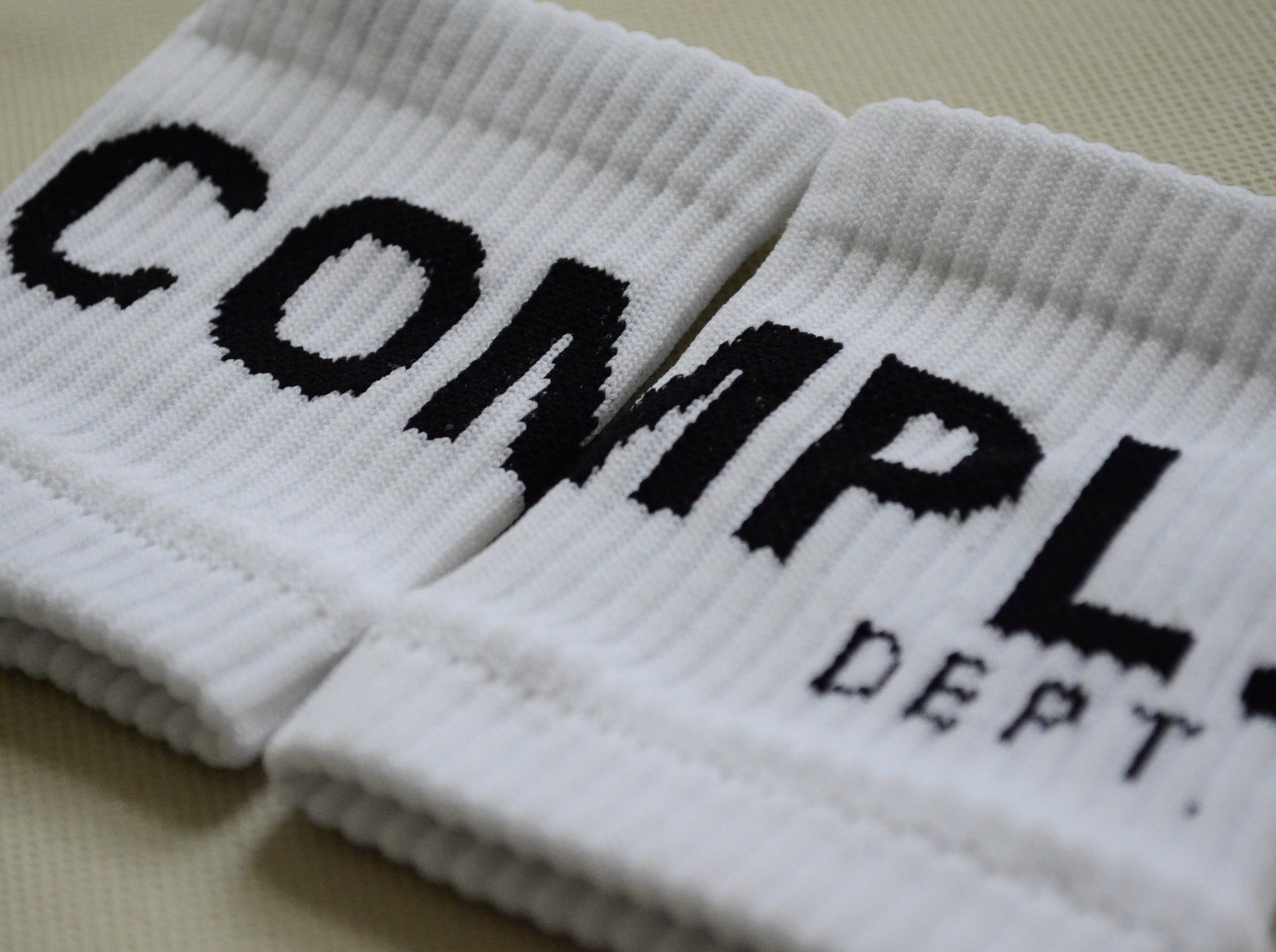 Compl. Dept. Wrist Bands 4"