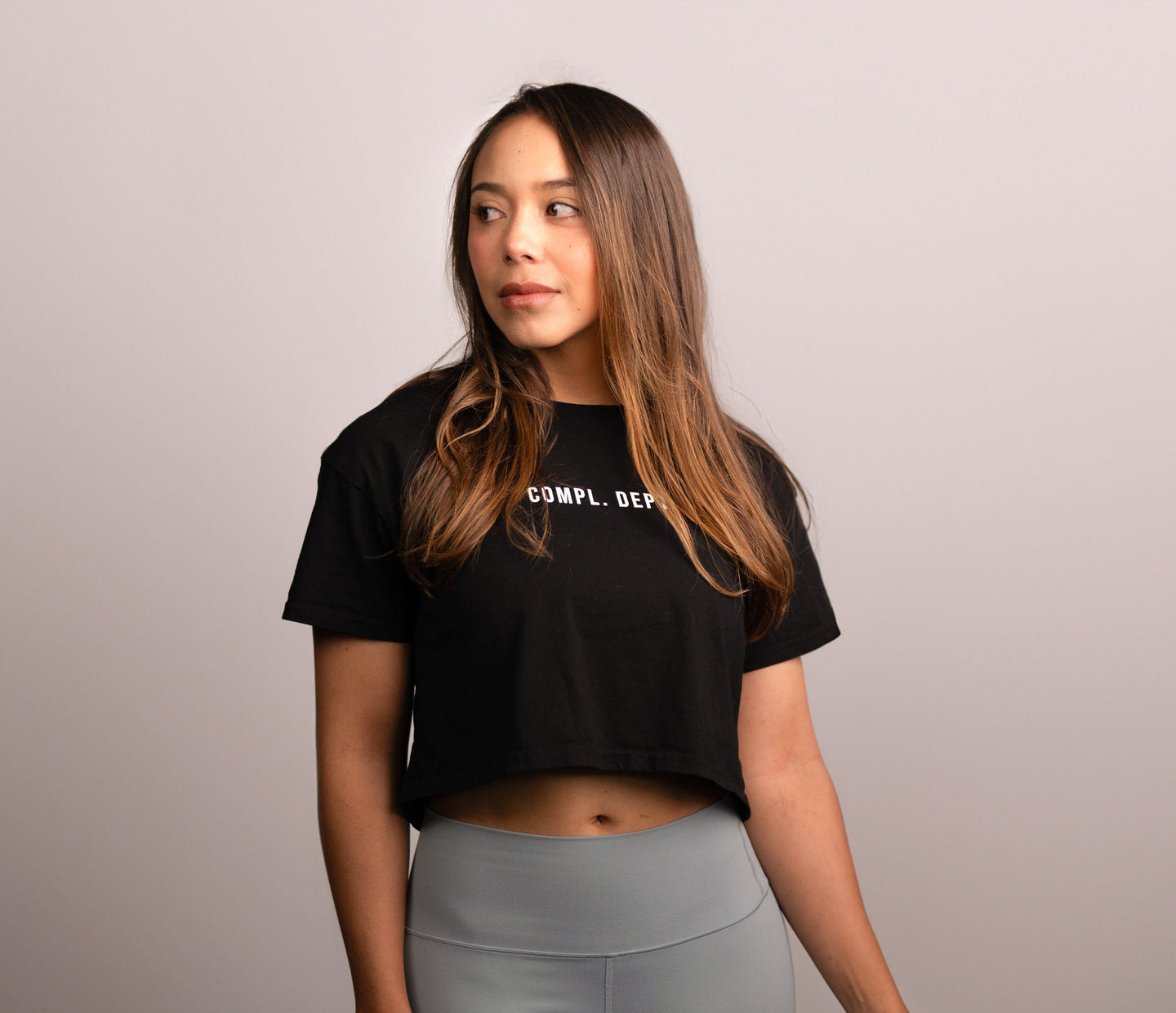 The Essential Comfort Crop Tee Black